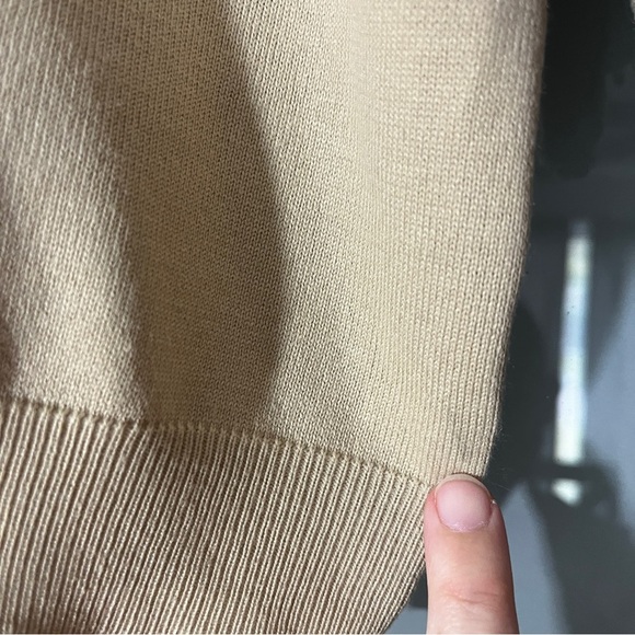 Strut & Bolt Tan Dramatic Statement Ruffle Sleeve Top Women's L Mob Wife - Picture 7 of 13